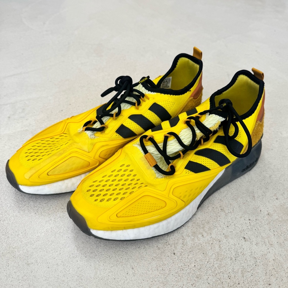 adidas Yellow and Black Low-Top Athletic Sneaker Interior